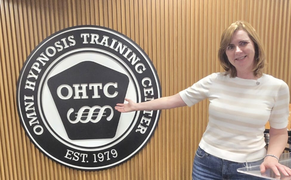 Foto profissional de Adriana Garcia, Hipnoterapeuta